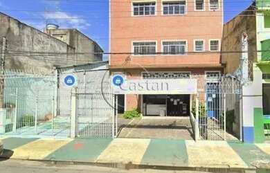 Imagem: O depósito possui 5 Vagas na garagem, 749m² de Área e está