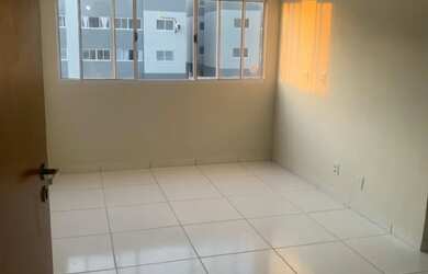 Imagem: O apartamento possui 2 Dormitórios, 1 Banheiro e 1 Vaga na