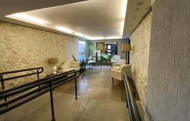 Imagem: O apartamento possui 4 Dormitórios, 2 Banheiros, 140m² de