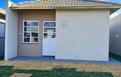 Imagem: A casa em condomínio possui 2 Dormitórios, 1 Banheiro, 1 Vaga