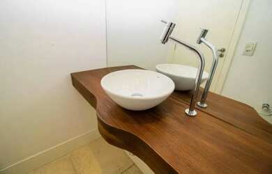 Imagem 13: Apartamento para Aluguel em Moinhos de Vento - 3 dormitórios e 170 m²...