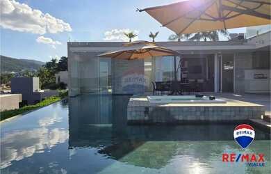 Imagem 12: Luxo e Conforto Casa à Venda em Escarpas do Lago, Capitólio-MG