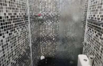 Imagem 4: VENDO CASA NA AREINHA. Varanda, 2 Vagas na garageme3 Dormitórios