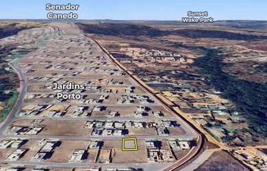 Imagem: O terreno possui 305-0m² de Área e está localizado em Jardins