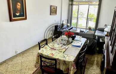 Imagem: O apartamento possui 3 Dormitórios, 3 Banheiros, 2 Vagas na