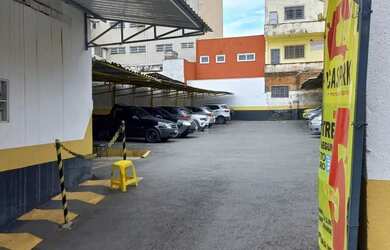 Imagem: O terreno possui 471m² de Área e está localizado em Centro