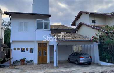 Imagem: A casa em condomínio possui 4 Dormitórios, 5 Banheiros, 4