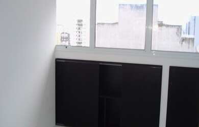 Imagem: O depósito possui 1 Vaga na garagem, 216m² de Área e está