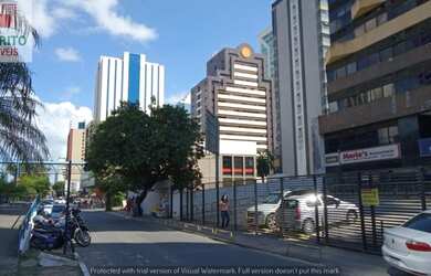 Imagem: O depósito possui 1 Vaga na garagem e 43m² de Área e está