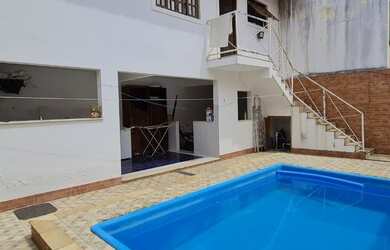 Imagem 9: EXCELENTE CASA 3QTOS-SUÍTE-300M2-3VGS- JARDIM URUÇANGA - ANIL JPA RJ