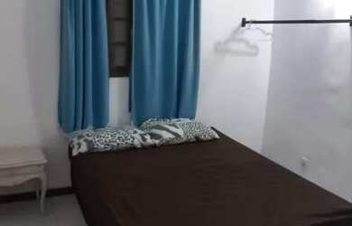 Imagem: A casa possui 2 Dormitórios, 1 Banheiro e está localizado