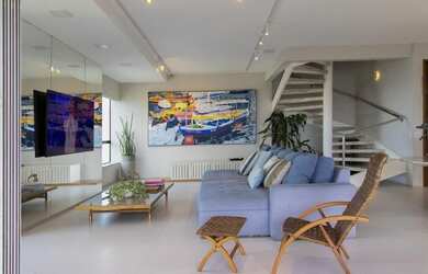 Imagem: O apartamento na cobertura possui 4 Dormitórios, 5 Banheiros