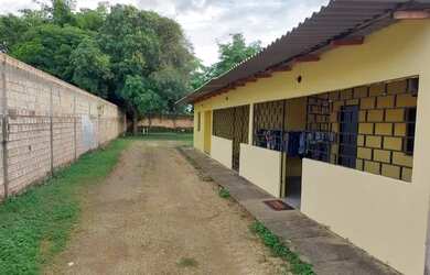 Imagem 2: Vendo condomínio. 675m² de Área, 5 Vagas na garageme3 Dormitórios