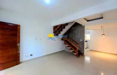 Imagem: A casa possui 3 Dormitórios, 4 Banheiros, 1 Vaga na garagem