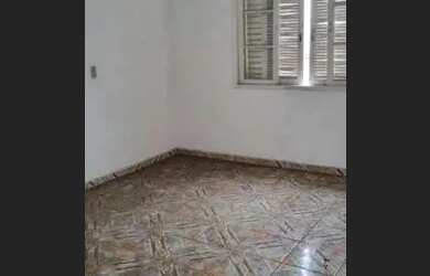 Imagem: A casa para alugar possui 2 Dormitórios, 1 Banheiro e 62m²