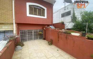 Imagem: A casa possui 3 Dormitórios, 3 Banheiros, 1 Vaga na garagem