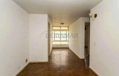 Imagem 3: Apartamento com 2 Quartos e Armários, Nascente, com Vista Livre na QI...