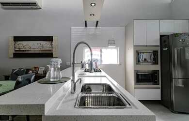 Imagem 12: Casa de alto padrão para locação em Condomínio Fechado na região...