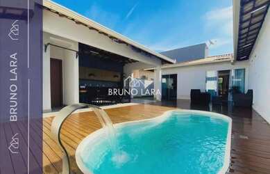 Imagem: A casa em condomínio possui 4 Dormitórios, 4 Banheiros, 3