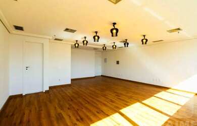 Imagem 5: Excelente sala comercial com copa, 2 banheiros e 2 vagas - Higienópolis