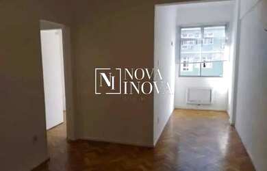 Imagem: O apartamento possui 2 Dormitórios, 2 Banheiros, 50m² de Área