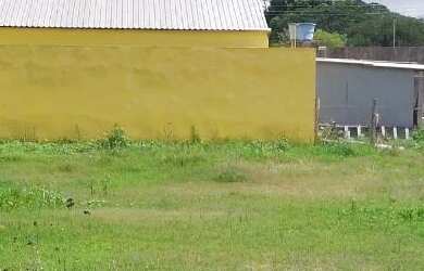 Imagem: O terreno possui 432m² de Área e está localizado em Laranjal