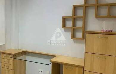 Imagem: O depósito possui 30m² de Área e está localizado em Botafogo