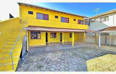 Imagem: O apartamento possui 2 Dormitórios, 1 Banheiro, 2 Vagas na