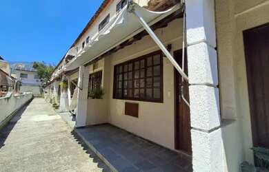 Imagem: A casa em condomínio possui 2 Dormitórios, 3 Banheiros, 1