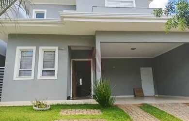 Imagem: A casa em condomínio possui 3 Dormitórios, 4 Banheiros, 2