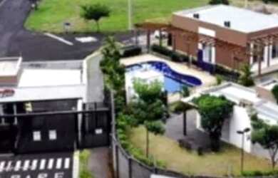 Imagem: O terreno possui 253m² de Área e está localizado em Parque