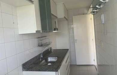 Imagem: O apartamento possui 2 Dormitórios, 2 Banheiros, 1 Vaga na