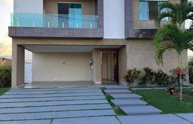 Imagem: A casa em condomínio possui 4 Dormitórios, 3 Banheiros, 2