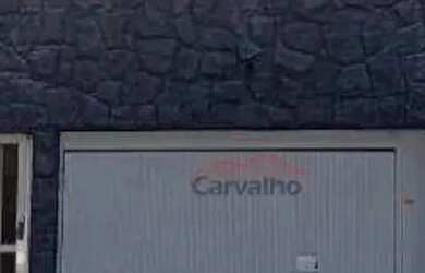 Imagem: A casa possui 2 Dormitórios, 2 Banheiros, 2 Vagas na garagem