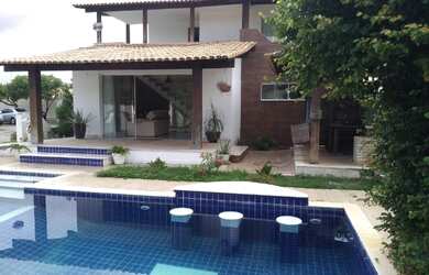 Imagem: A casa em condomínio possui 5 Dormitórios, 5 Banheiros, 4