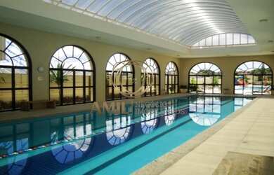 Imagem: O apartamento possui 4 Dormitórios, 2 Banheiros, 2 Vagas na