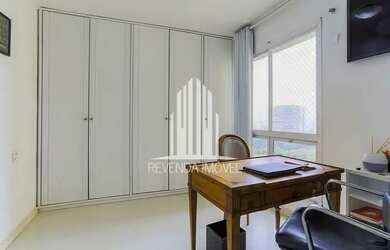 Imagem 14: Apartamento condomínio Trafalgar Square no Morumbi com 211m² 3 dormitório 5 banheiro 3