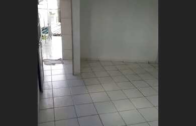 Imagem: A casa possui 2 Dormitórios, 1 Banheiro e 68m² de Área e