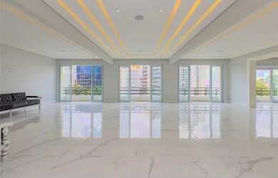 Imagem: O apartamento possui 5 Dormitórios, 5 Banheiros, 1 Vaga na