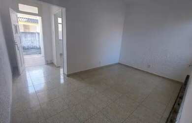 Imagem 11: Atenção investidores. Vila com 4 casas na rua Quintão em Quintino