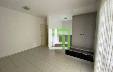 Imagem: O apartamento possui 2 Dormitórios, 1 Banheiro, 2 Vagas na