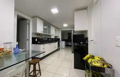 Imagem 5: Apto no Residencial Majestic no Tirol em Alto Padrão, 3s, mobiliado com...