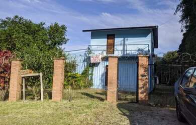 Imagem 1: Casa a venda. 4 Banheirose5 Dormitórios