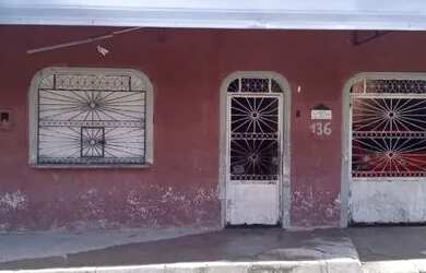 Imagem: A casa possui 5 Dormitórios, 5 Banheiros, 1 Vaga na garagem