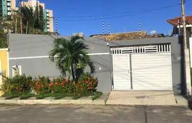 Imagem: Casa a 500m da Praia da Cinelândia