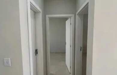 Imagem: A casa possui 2 Dormitórios, 1 Banheiro, 90m² de Área e está