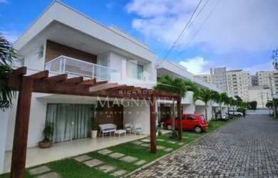 Imagem: A casa em condomínio possui 4 Dormitórios, 5 Banheiros, 3