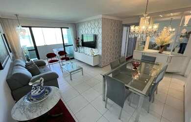 Imagem: O apartamento possui 3 Dormitórios, 3 Banheiros, 2 Vagas na