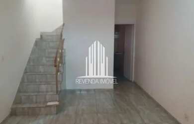 Imagem: A casa possui 2 Dormitórios, 1 Banheiro, 1 Vaga na garagem