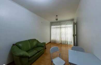 Imagem: A casa possui 4 Dormitórios, 2 Banheiros, 2 Vagas na garagem